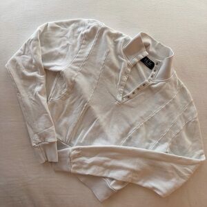 NUX Women’s White Pullover